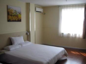 Hanting Hotel Huzhou South Street Buitenkant foto